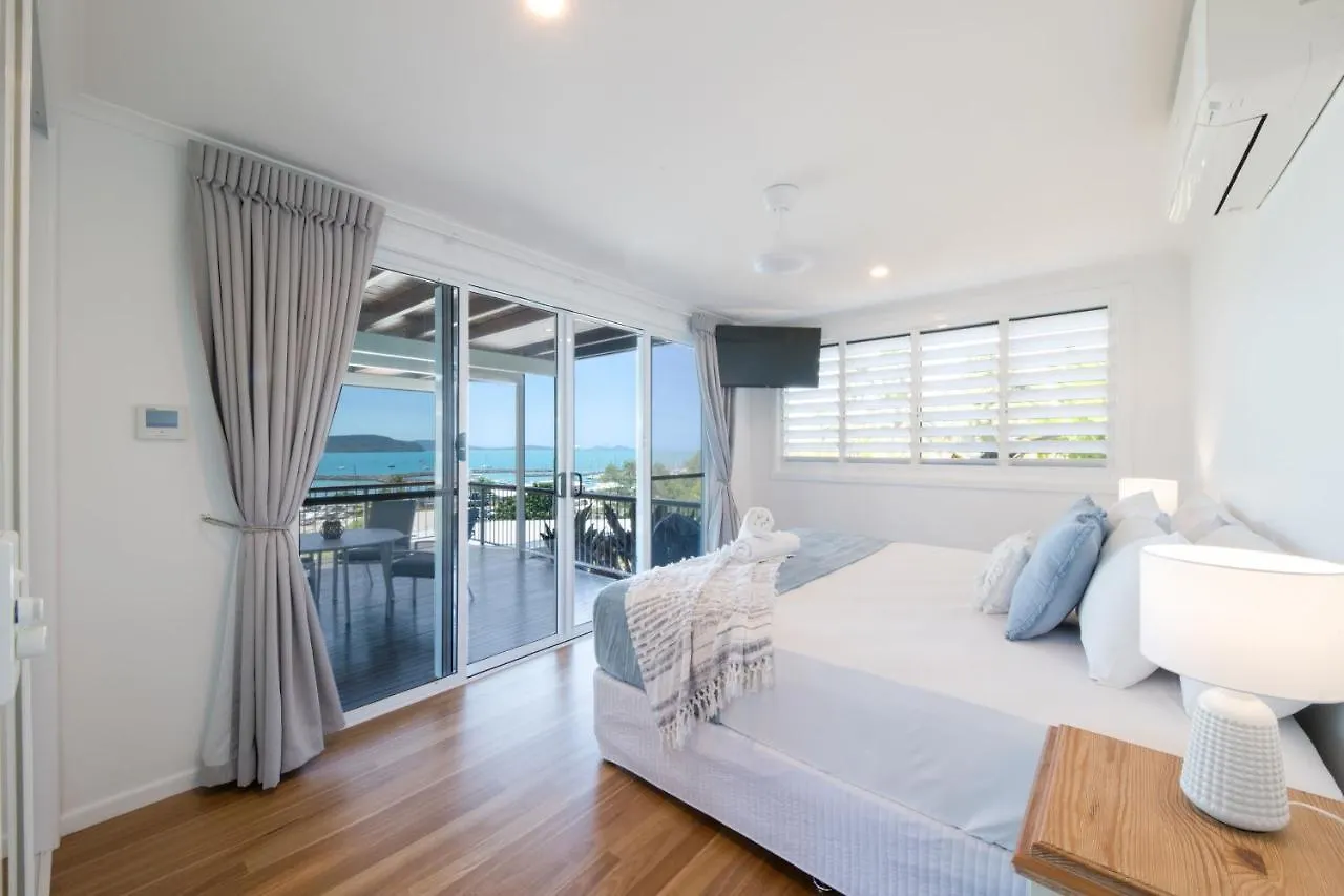 Airlie On Airlie Villa Airlie Beach Holiday home